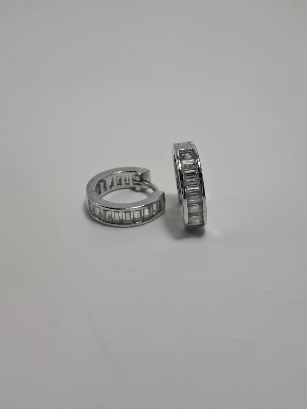 2.0ct Baguette Moissanite Huggie Hoop Earrings | 925 Silver | GRA Certified - Picture 2 of 6